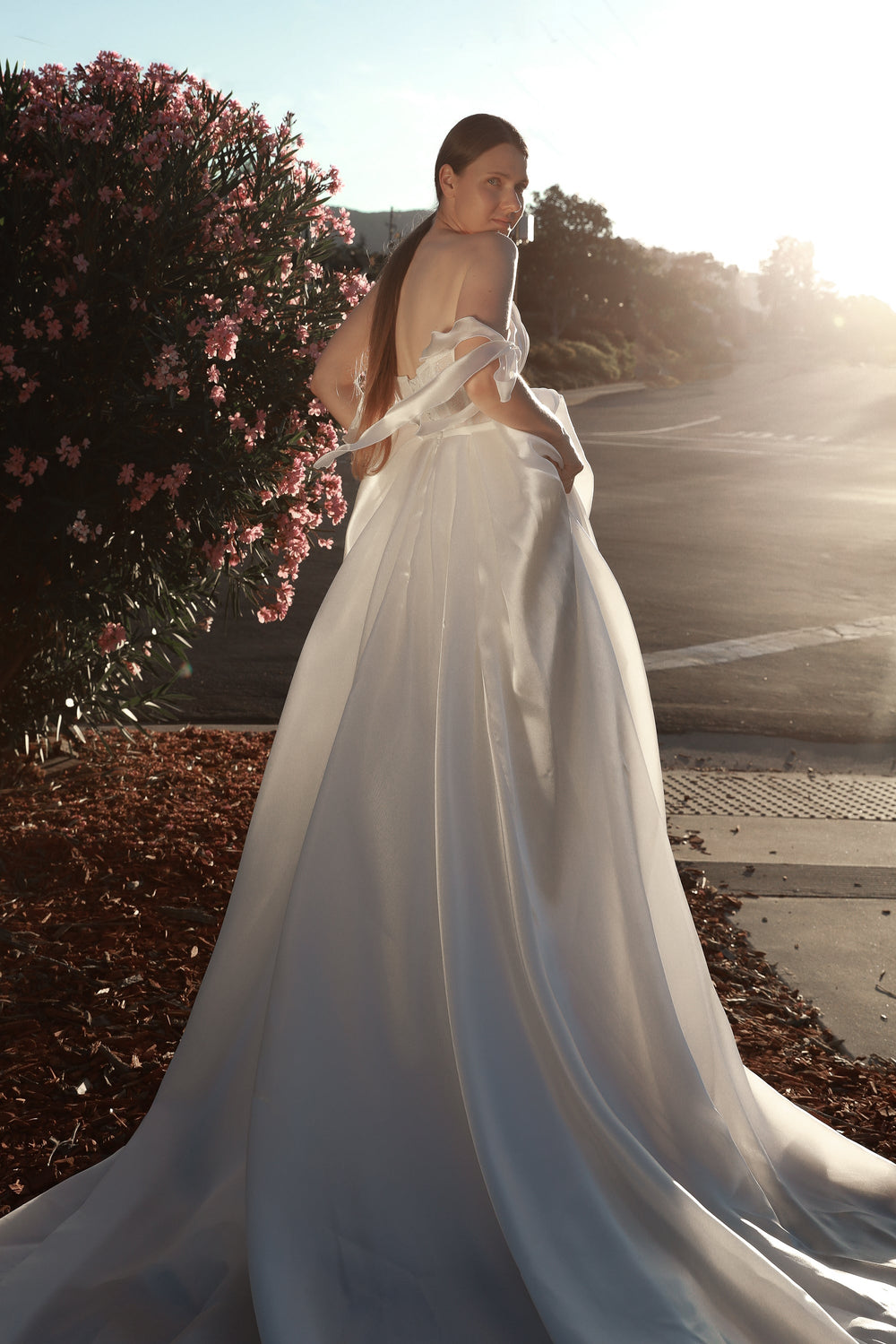 Exquisite 2 in 1 Wedding Dress Maybel with Overskirt detail view - VOLAKK
