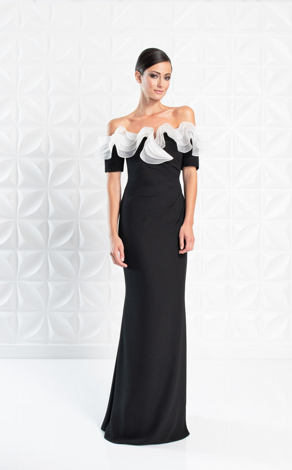Exquisite Alexander by Daymor 1257 Dress detail view - VOLAKK