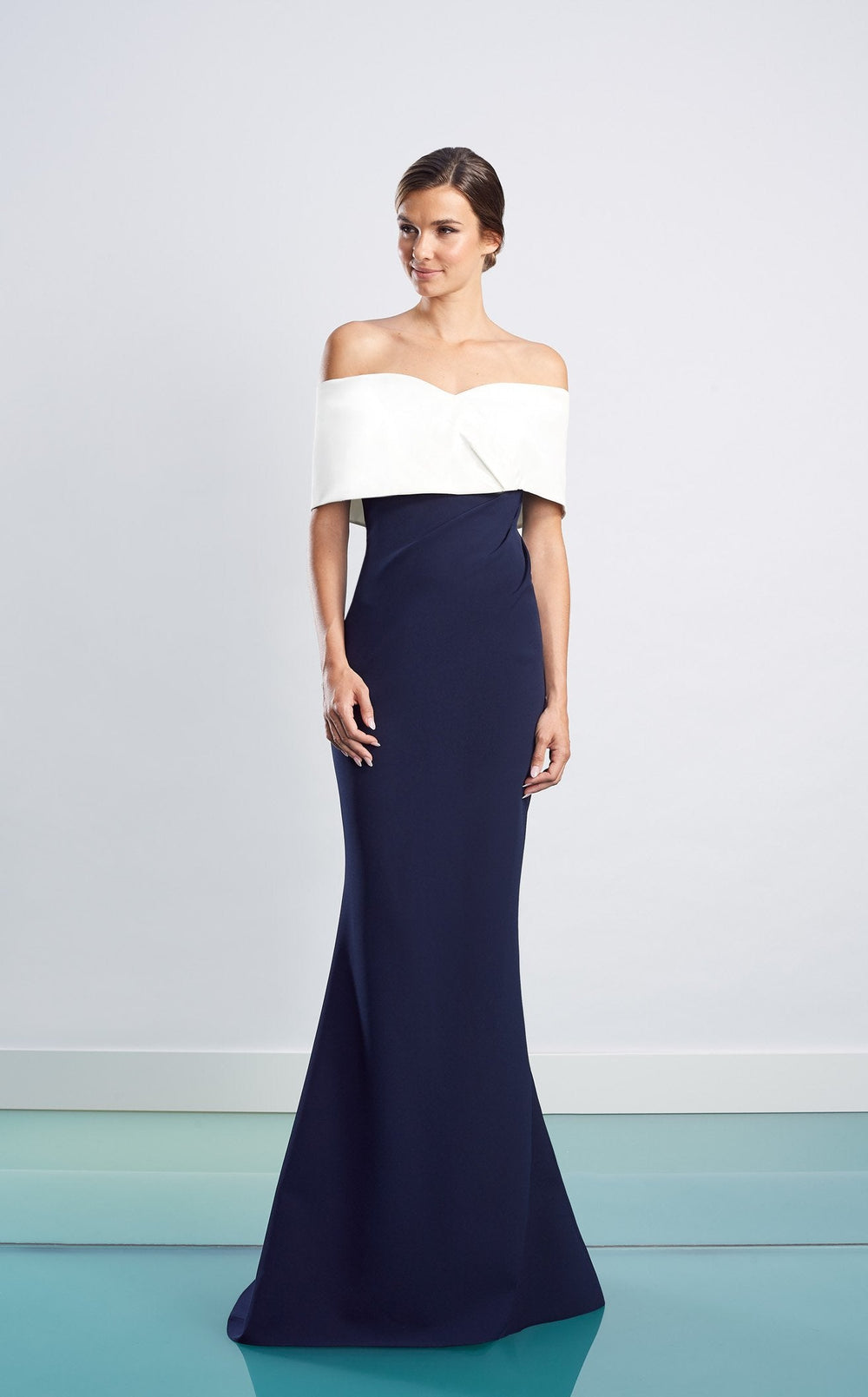 Alexander by Daymor 1471 Dress details - VOLAKK