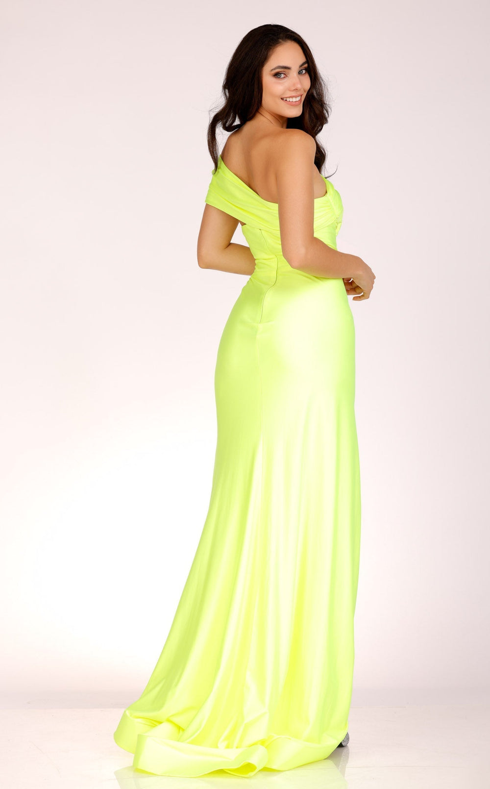 Cecilia Couture 1570 Dress details - VOLAKK