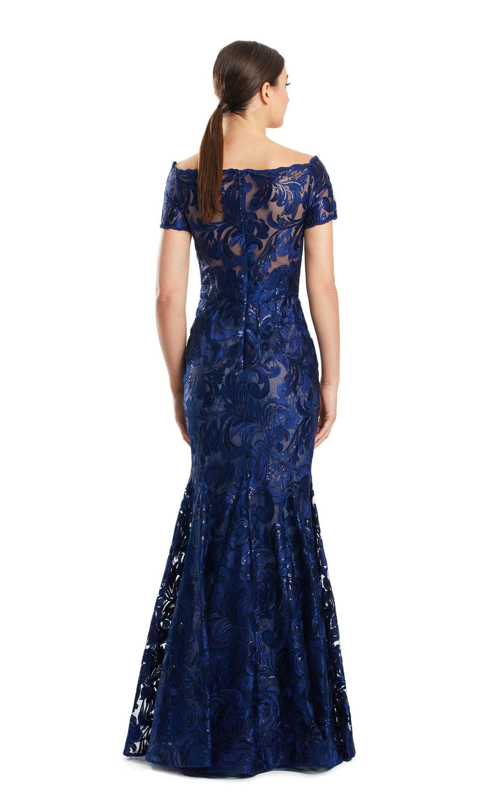 Exquisite Alexander by Daymor 1859F23 Dress detail view - VOLAKK