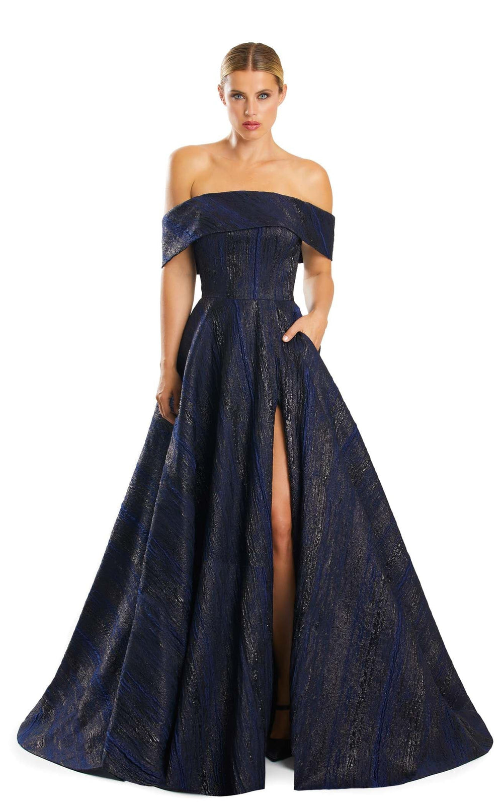 Alexander by Daymor 1872F23 Dress details - VOLAKK