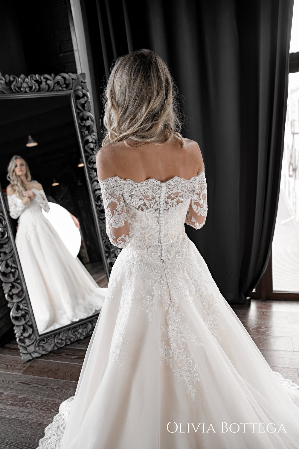 Off-the-Shoulder A-line Wedding Dress Olivia details - VOLAKK