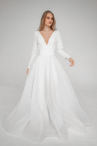 Minimalist Organza Wedding Dress Tayra view 1