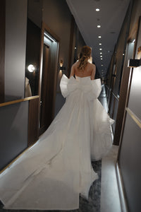 Sparkle Sleeveless Wedding Dress Mirrorball with Detachable Bow view 20
