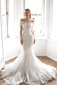 Classic Lace Mermaid Dress Ornella view 2