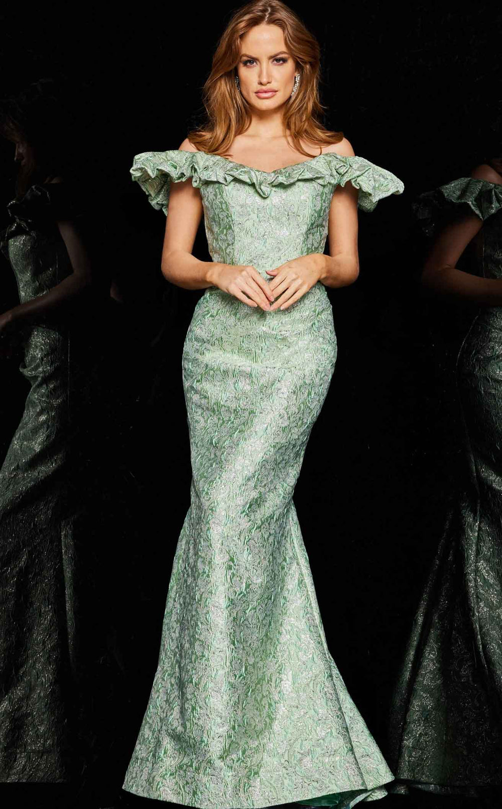 Exquisite Jovani 25674 Dress detail view - VOLAKK