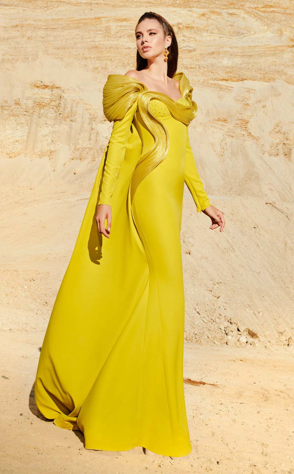 MNM Couture 2773 Dress details - VOLAKK