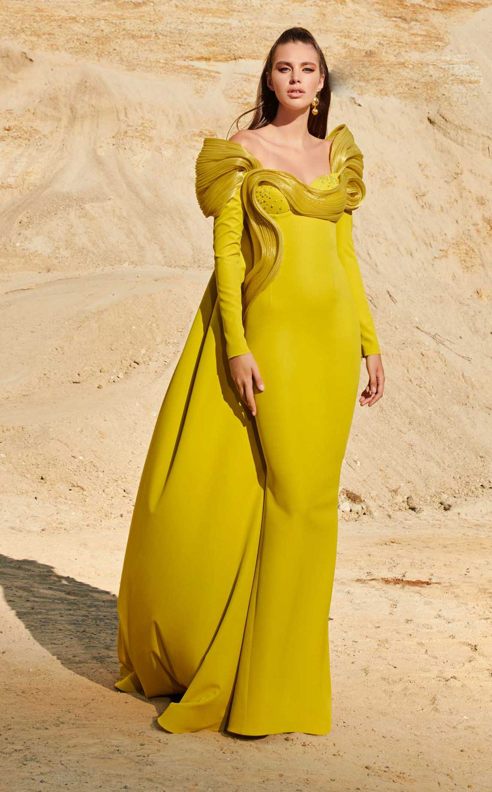 Exquisite MNM Couture 2773 Dress detail view - VOLAKK