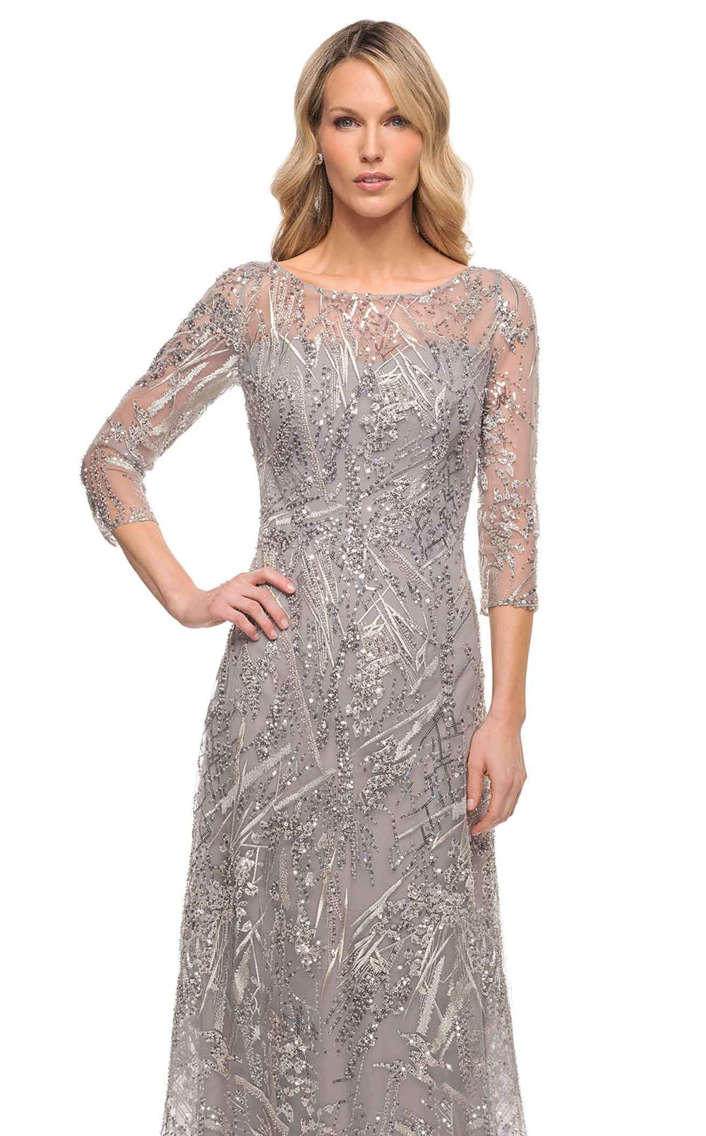 Exquisite La Femme 30161 Dress detail view - VOLAKK