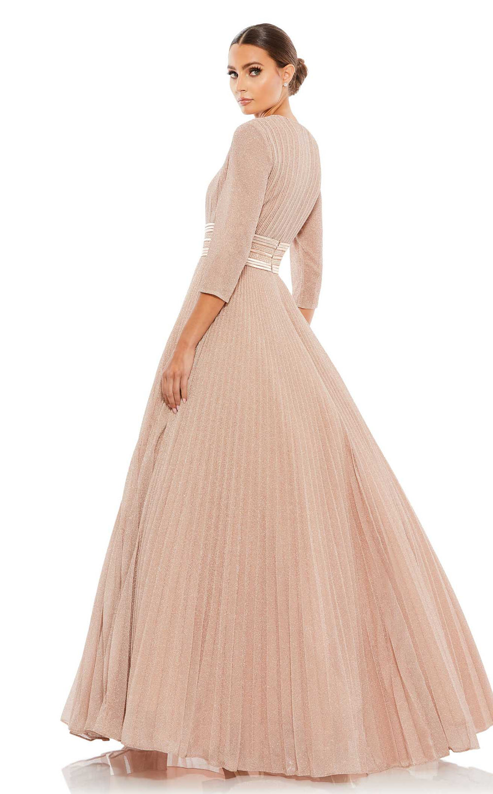 Exquisite Mac Duggal 30700 Dress detail view - VOLAKK