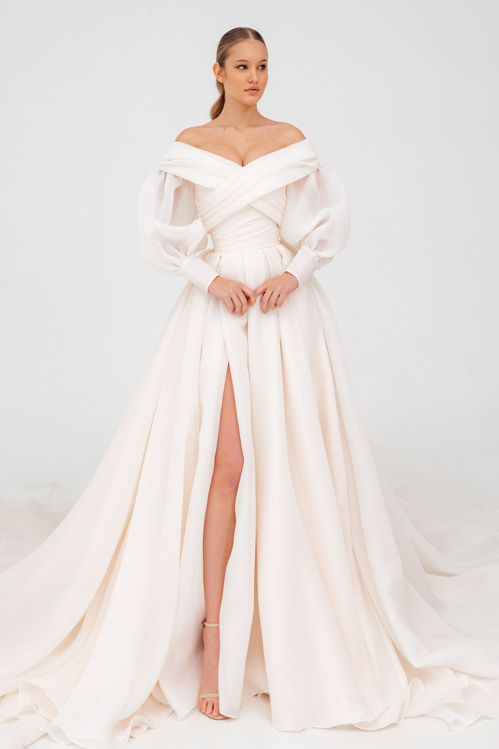 Coral Extra Convertible Wedding Dress Audrey (Basic dress + bolero + bow + detachable train) - VOLAKK