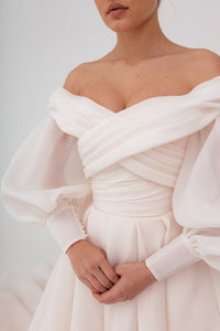 Coral Extra Convertible Wedding Dress Audrey (Basic dress + bolero + bow + detachable train) view 5