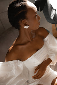Short Taffeta Wedding Dress Anneli with Detachable Sleeves-Bow view 12