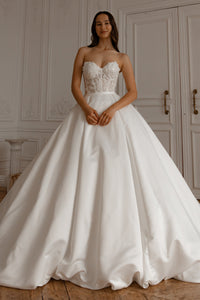 2 in 1 Wedding Dress Selkie with Detachable Skirt Sophia view 4