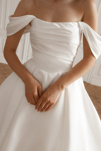 Satin Wedding Dress Dorothy with Balloon Skirt view 7