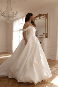 Satin Wedding Dress Dorothy with Balloon Skirt view 11