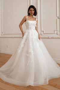 Floral Lace Wedding Dress Chyanne with Detachable Wings view 9