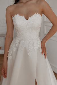 Floral Lace Wedding Dress Lillian with Detachable Sleeves view 7