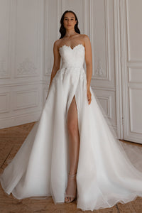 Wedding Dress Lillian with Detachable Train view 14