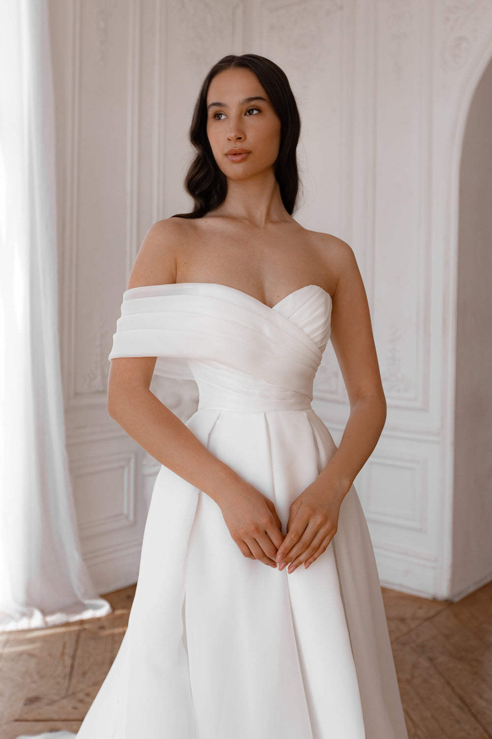 Exquisite Organza Wedding Dress Enola with Leg Slit detail view - VOLAKK