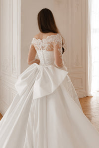 Extra Convertible Wedding Dress Steltella  (Basic dress + bolero + bow + detachable skirt) view 4