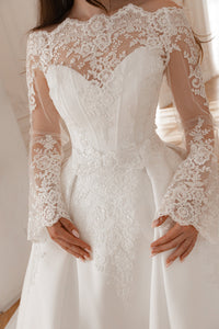 Extra Convertible Wedding Dress Steltella  (Basic dress + bolero + bow + detachable skirt) view 5