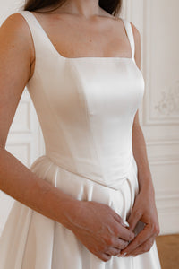 Square Neckline Corset Olla view 2