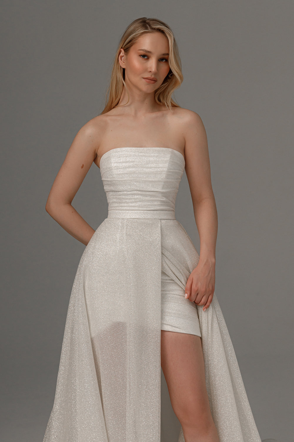 Exquisite 2 in 1 Wedding Dress Ebba With Detachable Calista Skirt detail view - VOLAKK
