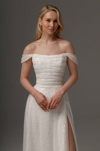 2 in 1 Wedding Dress Elu With Detachable Protea Skirt view 4