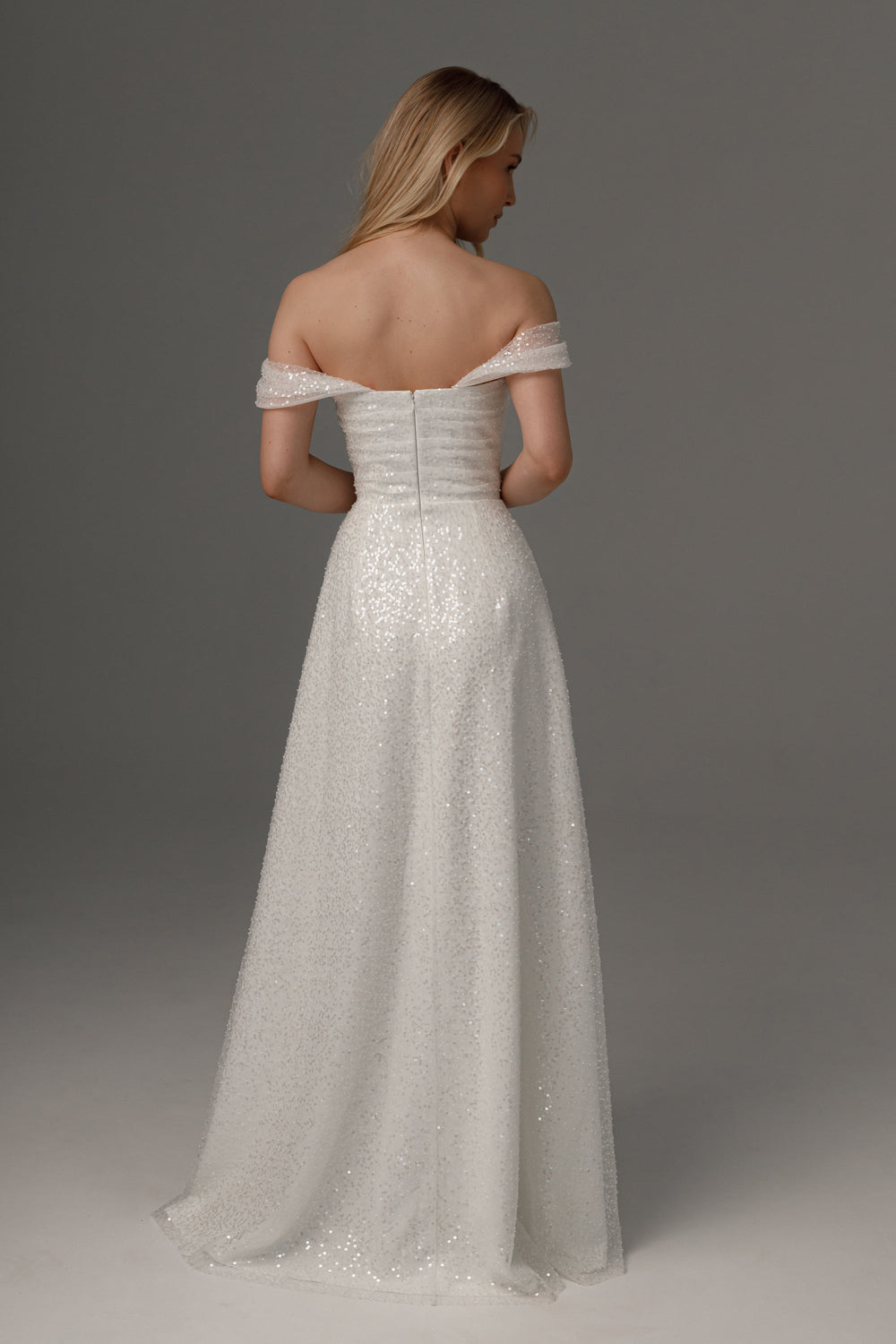 Exquisite Wedding Dress Elu with Detachable Straps detail view - VOLAKK