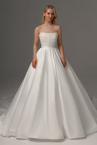 2 in 1 Wedding Dress Elu With Detachable Protea Skirt view 1