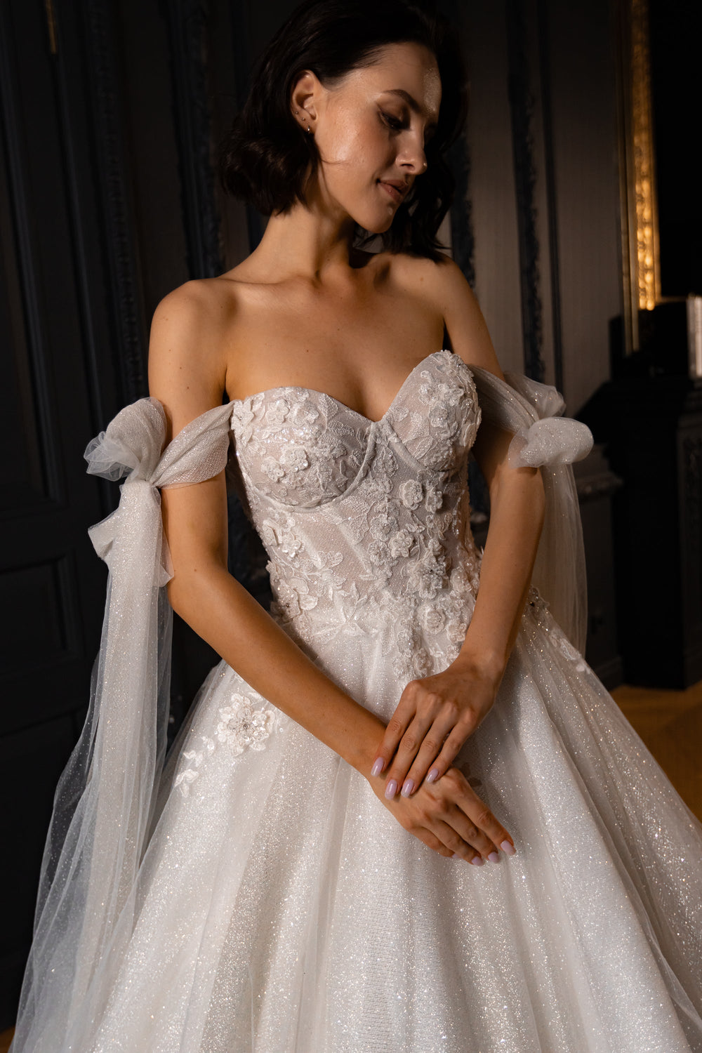 Exquisite Detachable Straps Celia detail view - VOLAKK