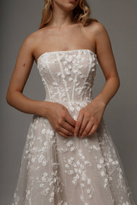 Floral Lace Wedding Dress Betty with Detachable Bolero view 9