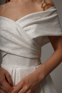 Sparkly Tea Length Wedding Dress Abril view 4