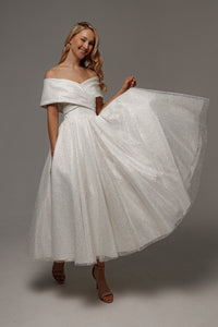 Sparkly Tea Length Wedding Dress Abril view 10