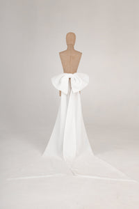 Organza Huge Bow With Train “Audrey” view 11