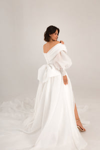 Organza Huge Bow With Train “Audrey” view 12