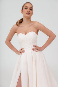 Coral Extra Convertible Wedding Dress Audrey (Basic dress + bolero + bow + detachable train) view 9