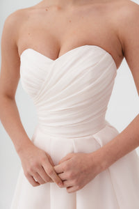 Coral Extra Convertible Wedding Dress Audrey (Basic dress + bolero + bow + detachable train) view 8