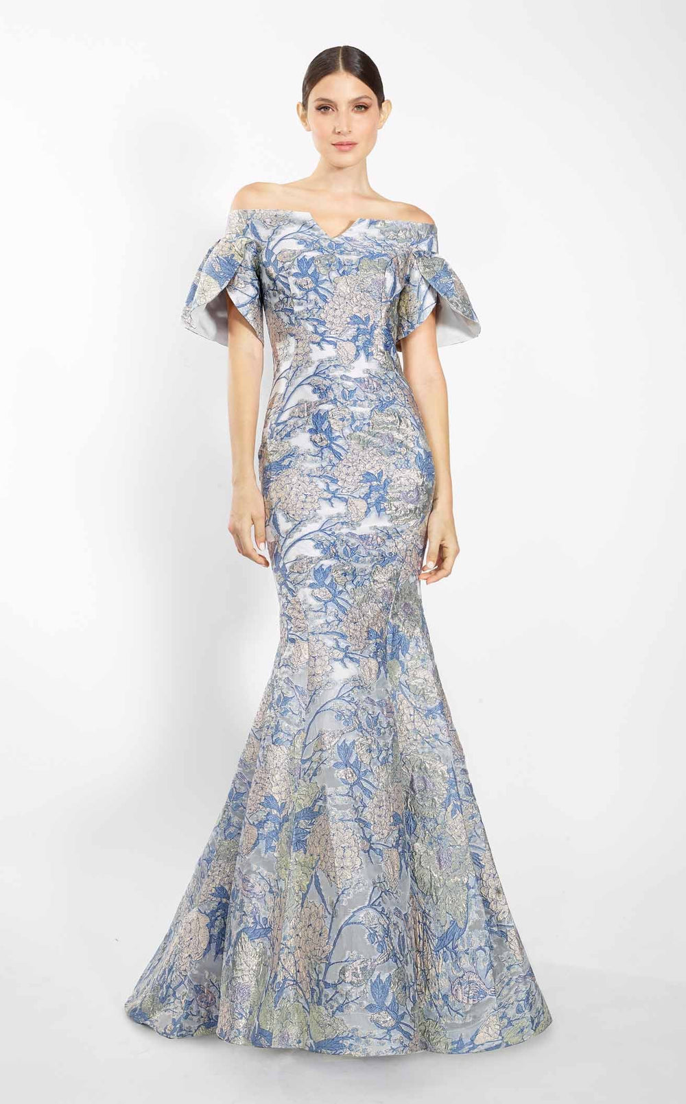 Exquisite Janique 3941 Dress detail view - VOLAKK