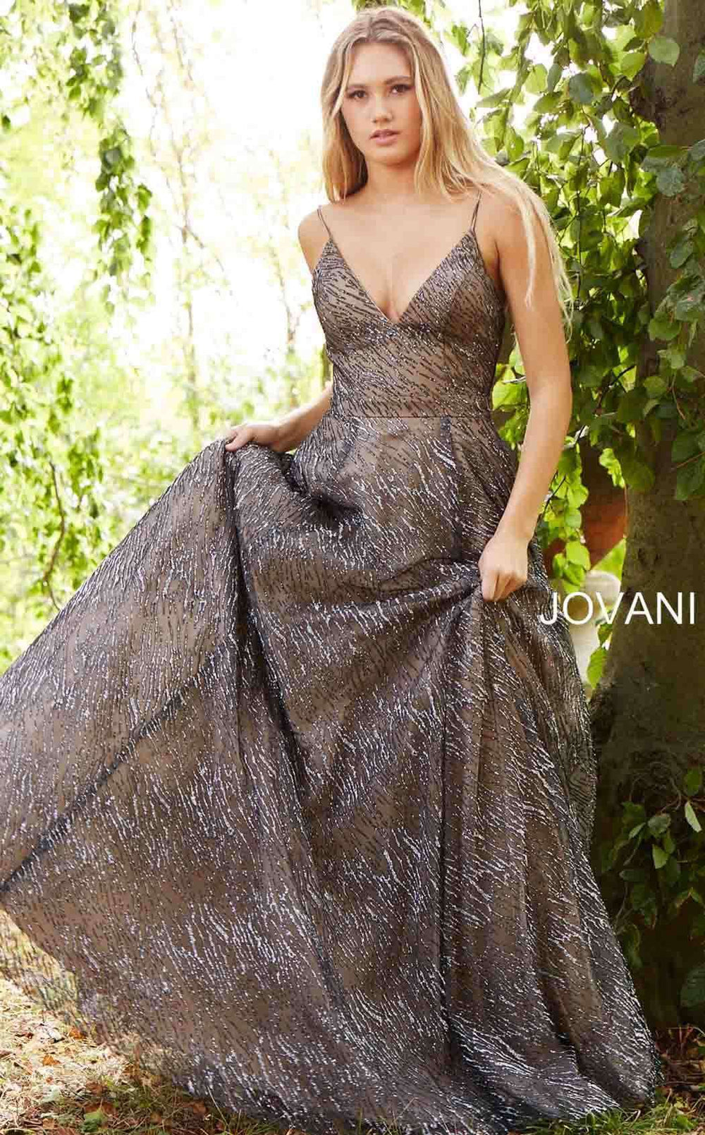 Exquisite Jovani 52170 Dress detail view - VOLAKK