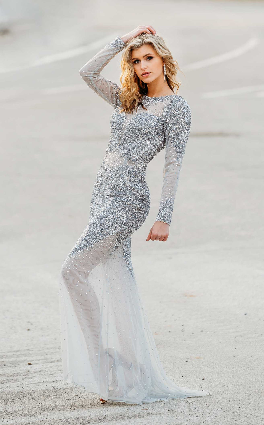 Exquisite Paul Rekhi 5228 Dress detail view - VOLAKK