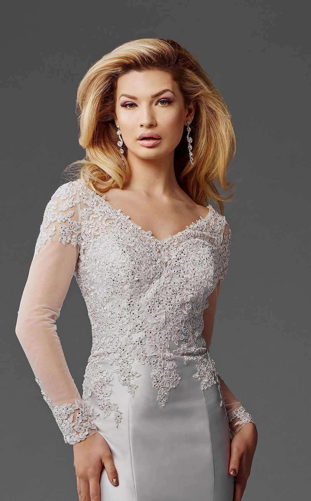 Clarisse M6436 Dress details - VOLAKK