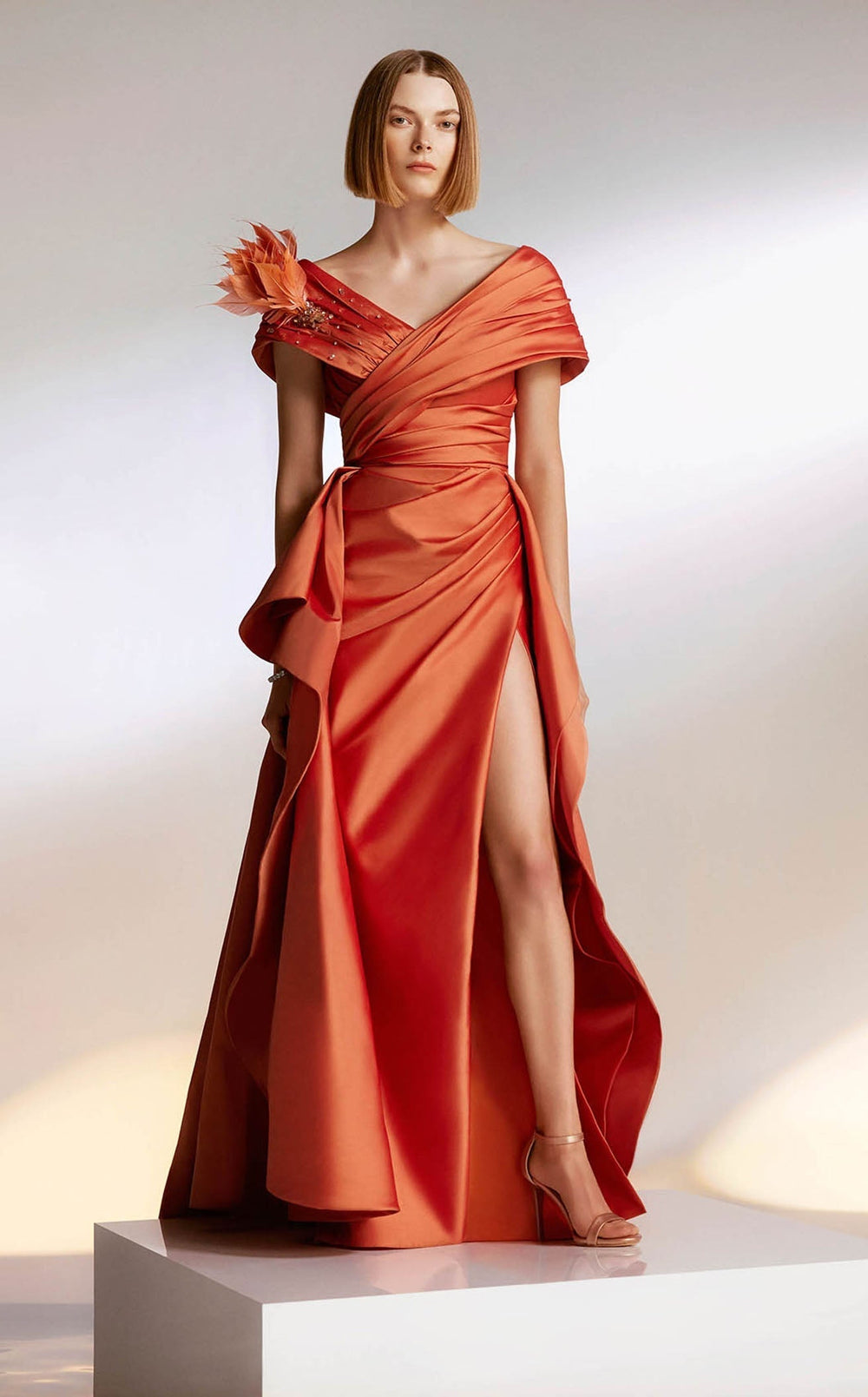 Tarik Ediz 98221 Dress details - VOLAKK