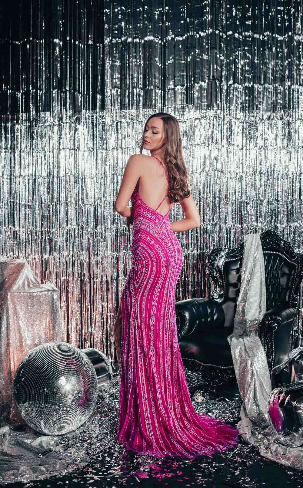 Exquisite Chic and Holland AF330112 Dress detail view - VOLAKK
