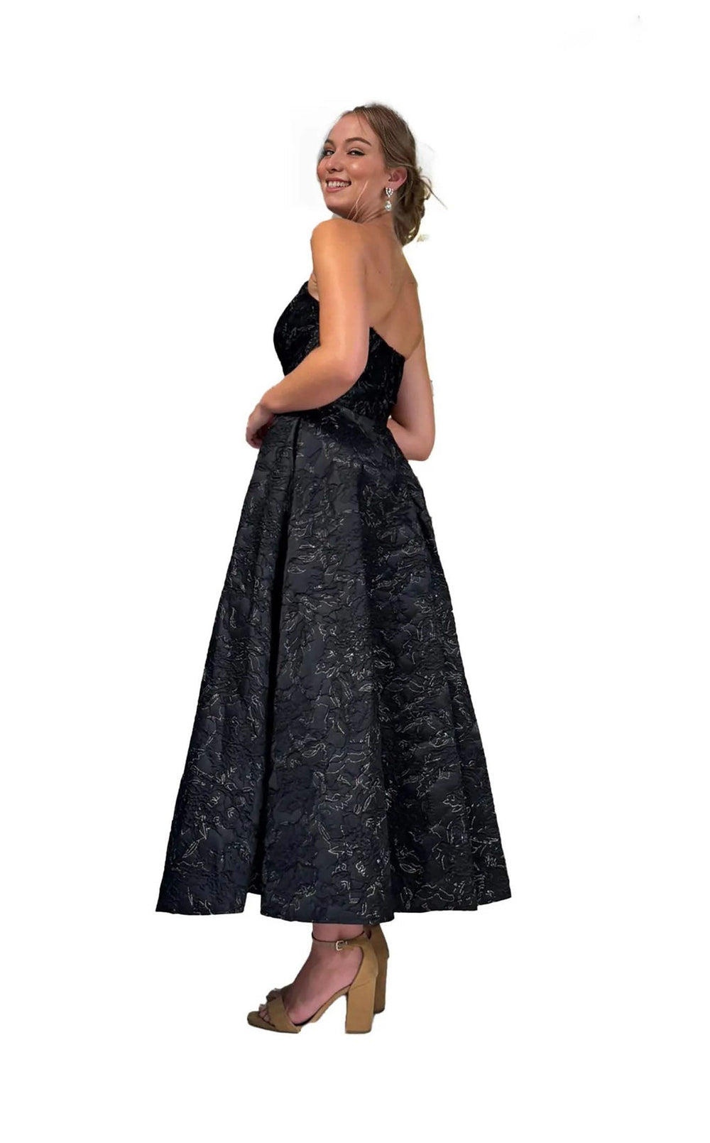 Abby Paris 96086 Dress details - VOLAKK