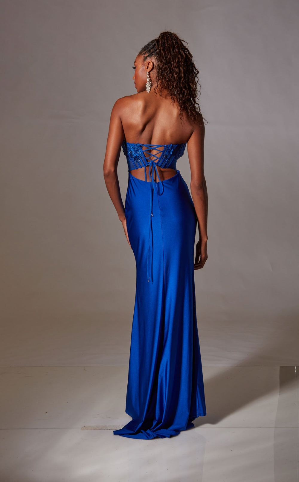 Exquisite Aerie Couture 248 Dress detail view - VOLAKK