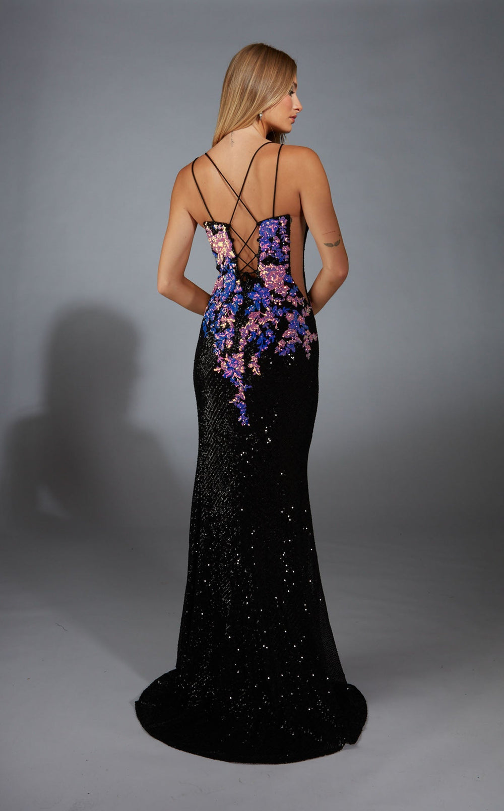 Exquisite Aerie Couture 279 Dress detail view - VOLAKK