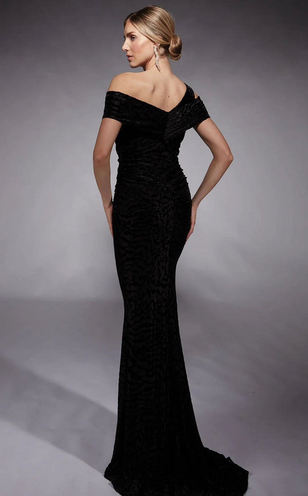 Alyce 27709 Dress details - VOLAKK